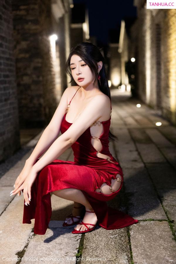 凯竹Vision 萌尤星凯竹 [XiuRen]高清写真图 2024.10.22 No.9327 凯竹Quinn 长裙美腿第28张图片